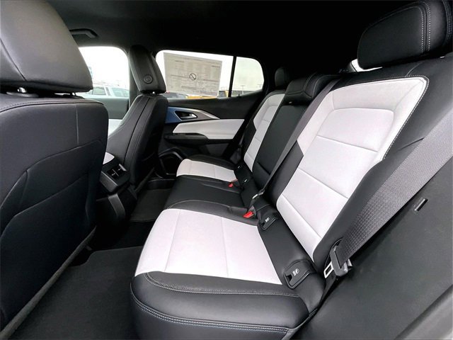 New 2026 Chevrolet Equinox EV LT image 13