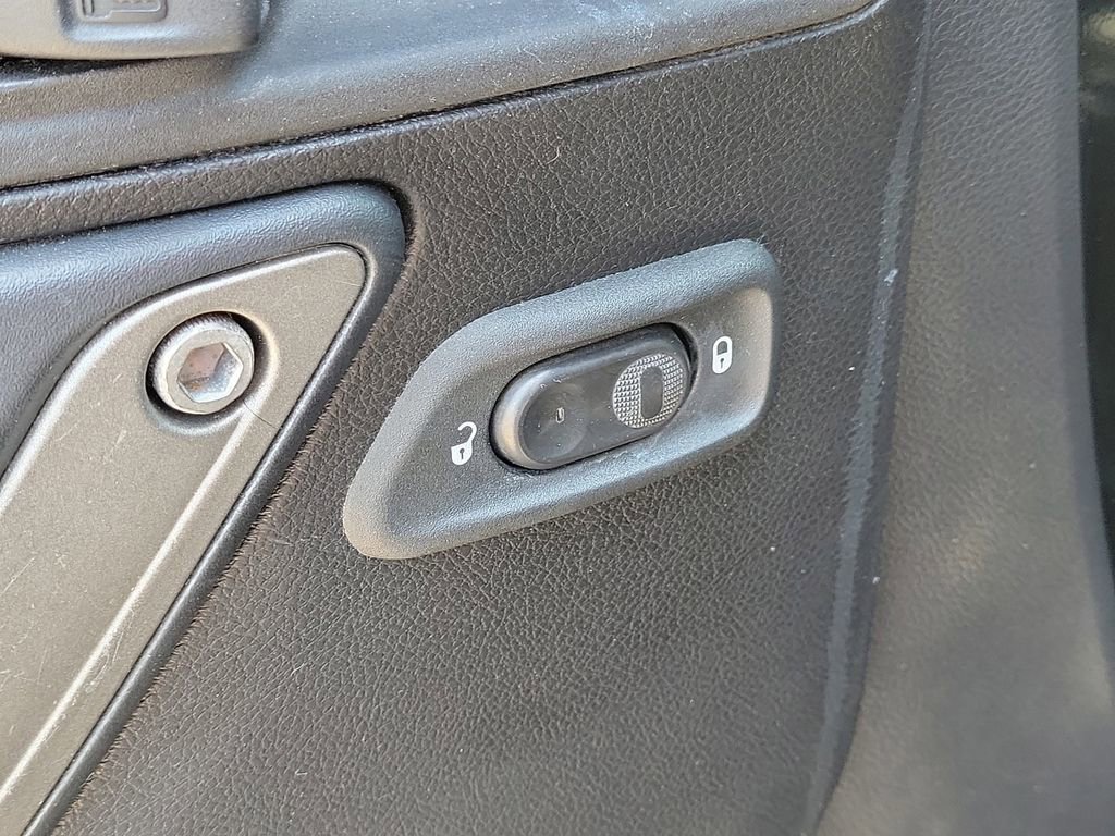 Used 2015 Jeep Wrangler Unlimited Sport w/ Quick Order Package 24S image 17