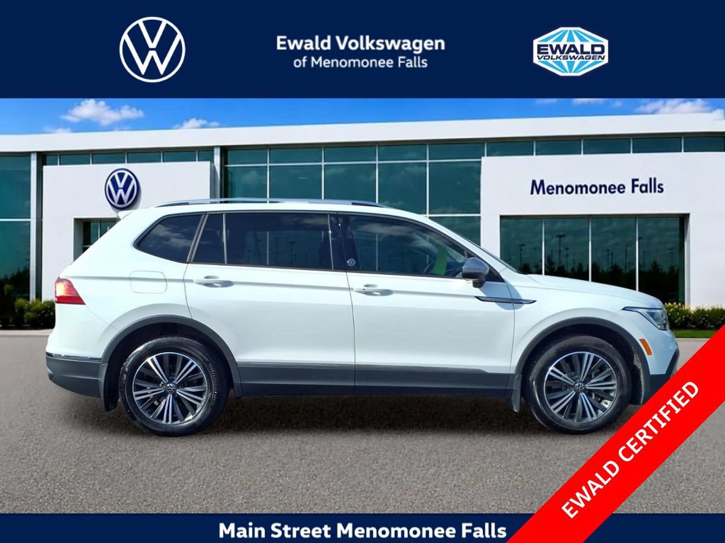 Used 2024 Volkswagen Tiguan Wolfsburg Edition AWD/4WD image 3