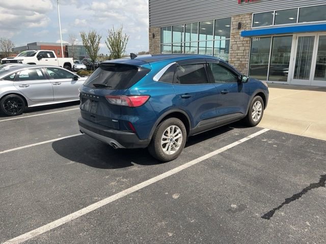 Used 2020 Ford Escape SE image 5