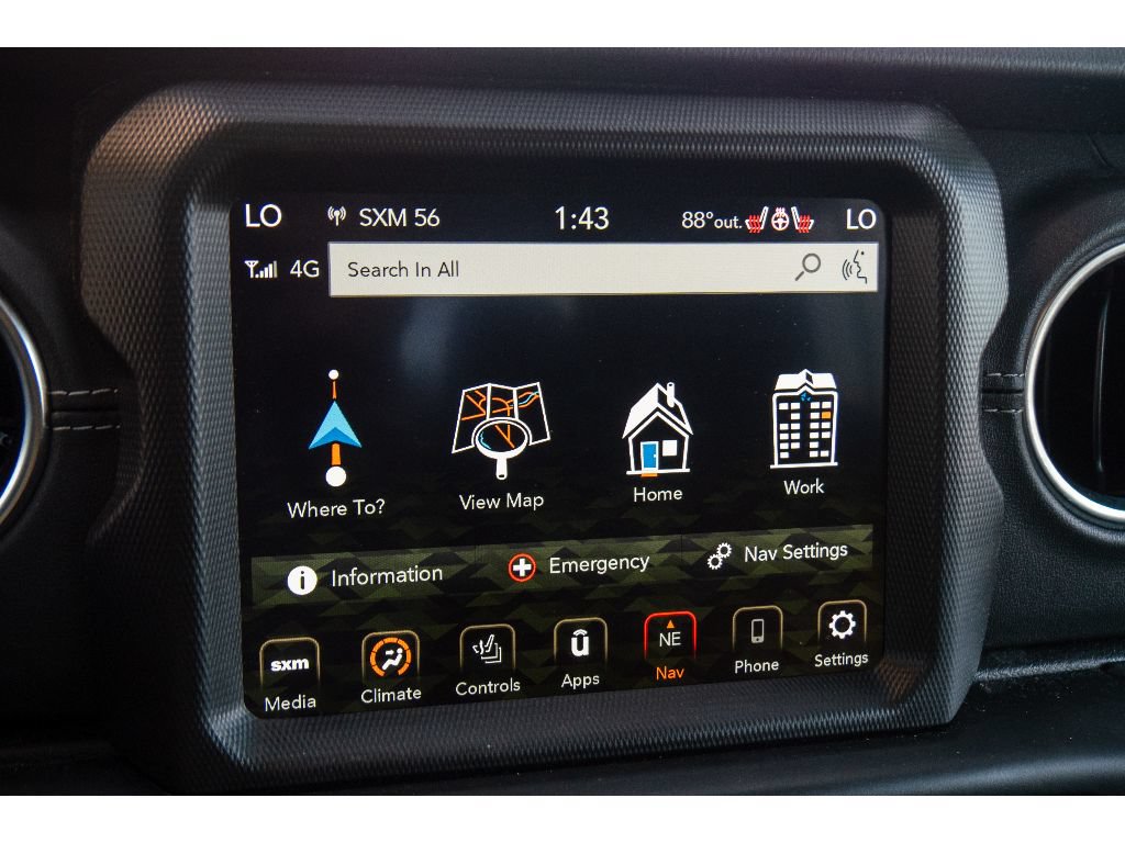 Used 2022 Jeep Gladiator Overland w/ Popular Equipment Package AWD/4WD image 27