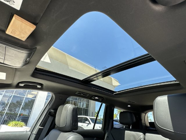Used 2023 Cadillac XT6 Luxury FWD image 28