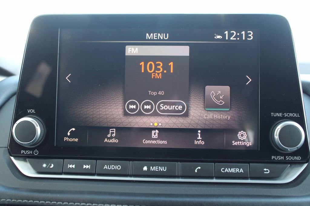 Used 2023 Nissan Rogue SV image 33