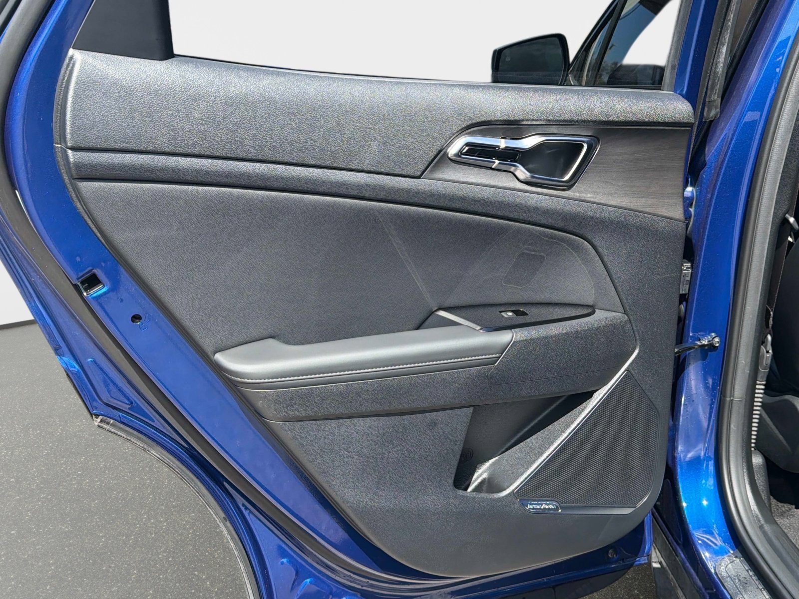 Certified 2025 Kia Sportage X-Pro image 10