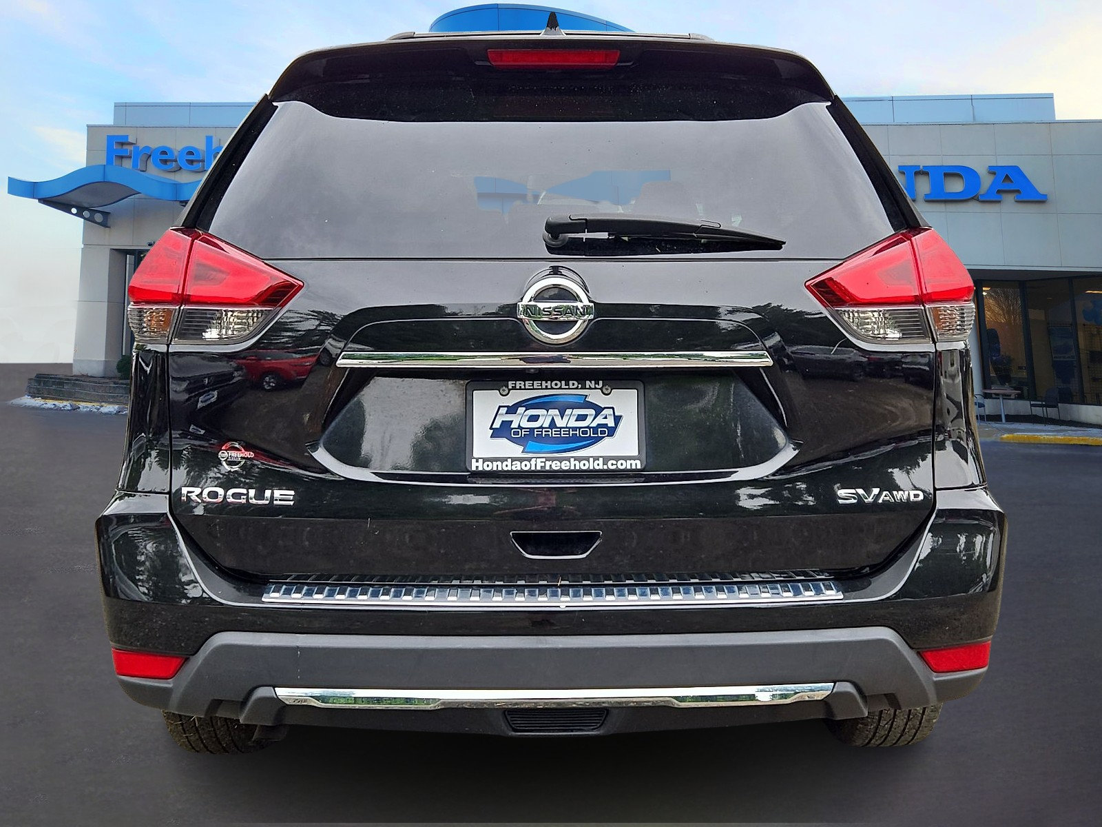 Used 2017 Nissan Rogue SV w/ Midnight Edition AWD/4WD image 5