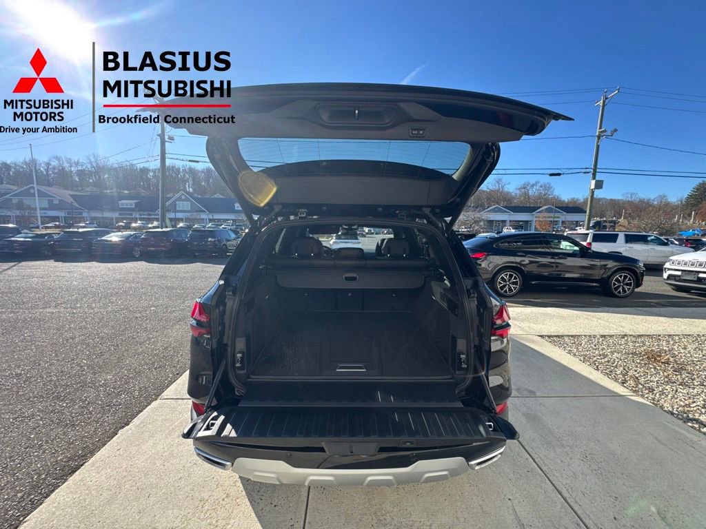 Used 2024 BMW X5 xDrive40i w/ Premium Package image 36