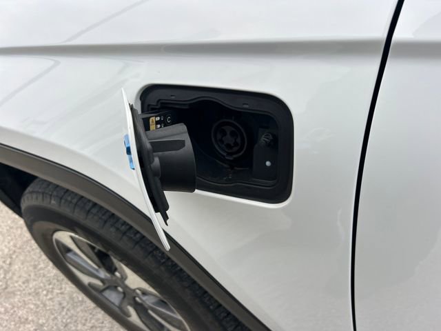 Used 2023 Jeep Grand Cherokee 4WD 4xe w/ Luxury Tech Group II image 56