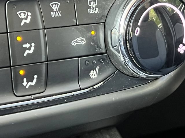 Used 2022 Chevrolet TrailBlazer LT FWD image 25