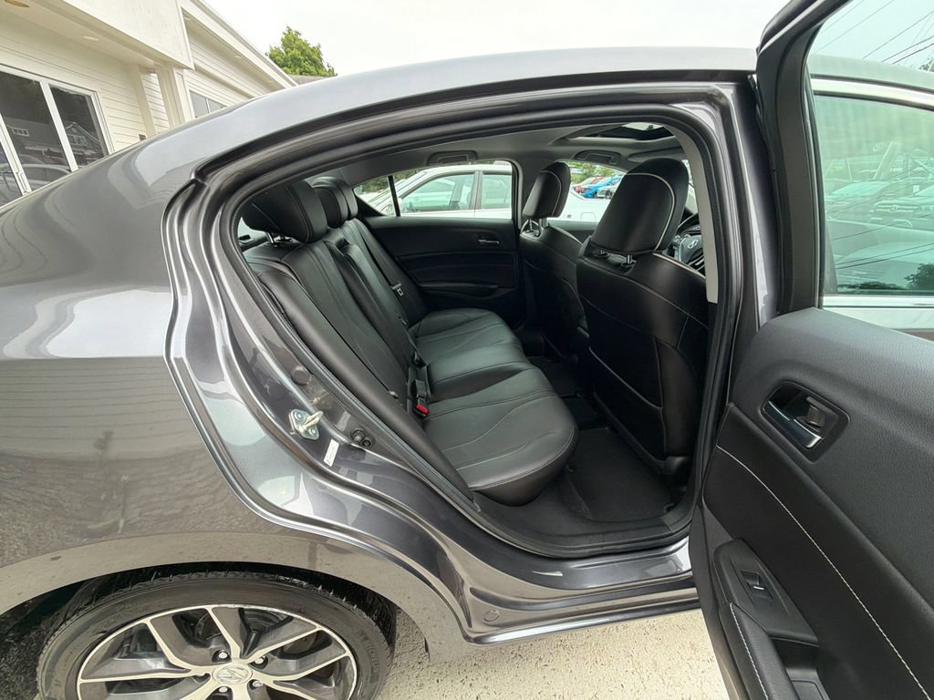 Used 2020 Acura ILX FWD image 32
