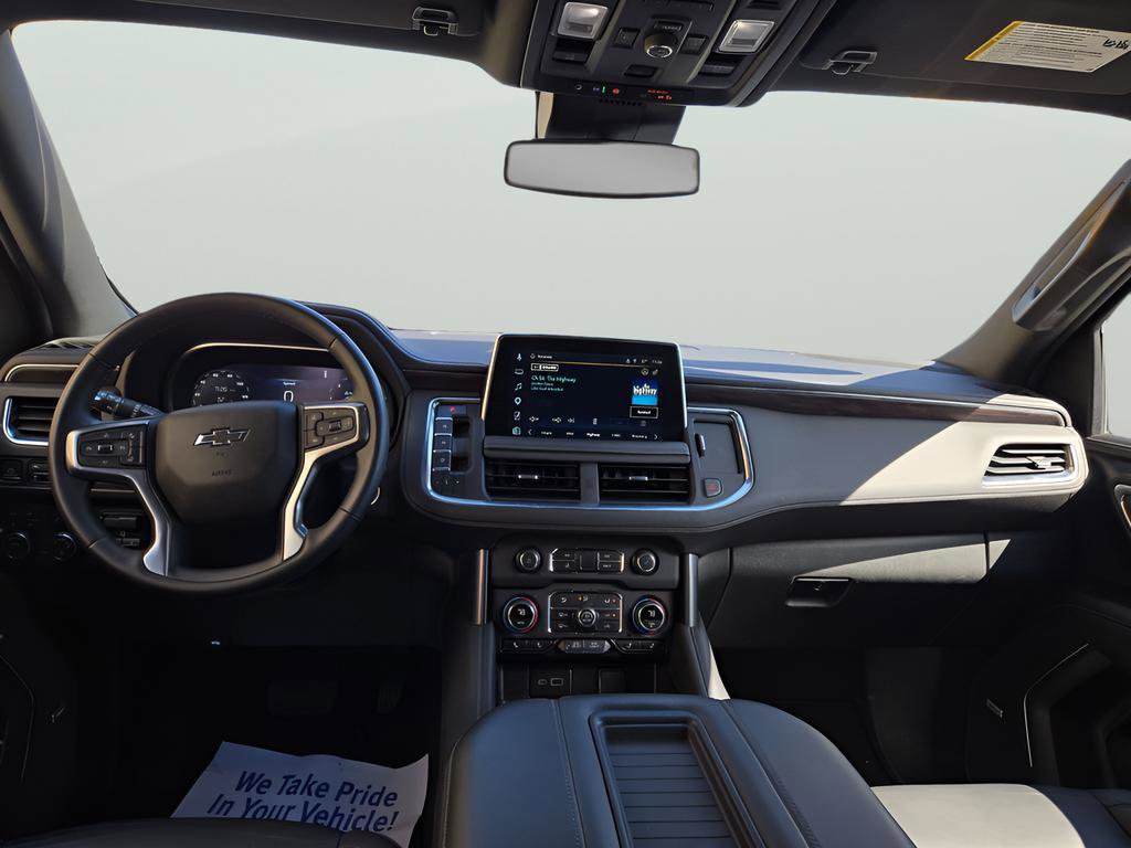 Used 2023 Chevrolet Suburban Z71 w/ Luxury Package image 27