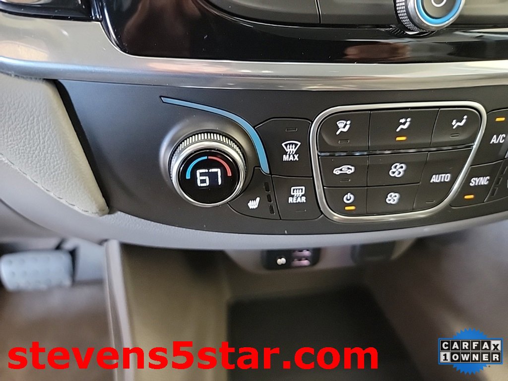 Used 2020 Chevrolet Traverse LT w/ LT Premium Package image 17