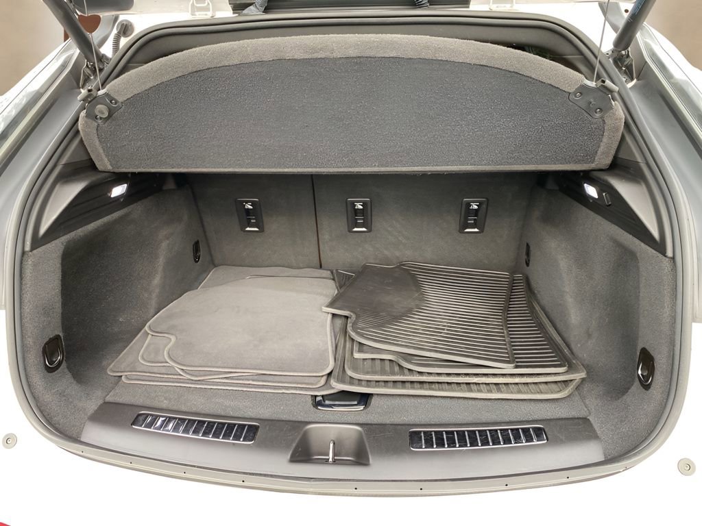 Used 2019 Cadillac XT4 Sport AWD/4WD image 12