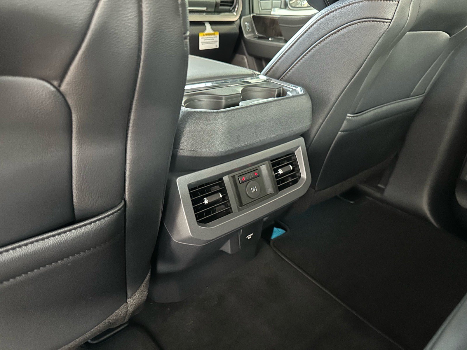 New 2026 Ford F450 Lariat w/ Lariat Ultimate Package AWD/4WD image 26