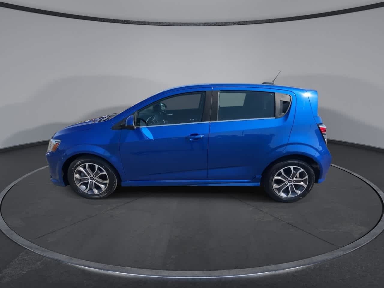 Used 2020 Chevrolet Sonic LT FWD image 5