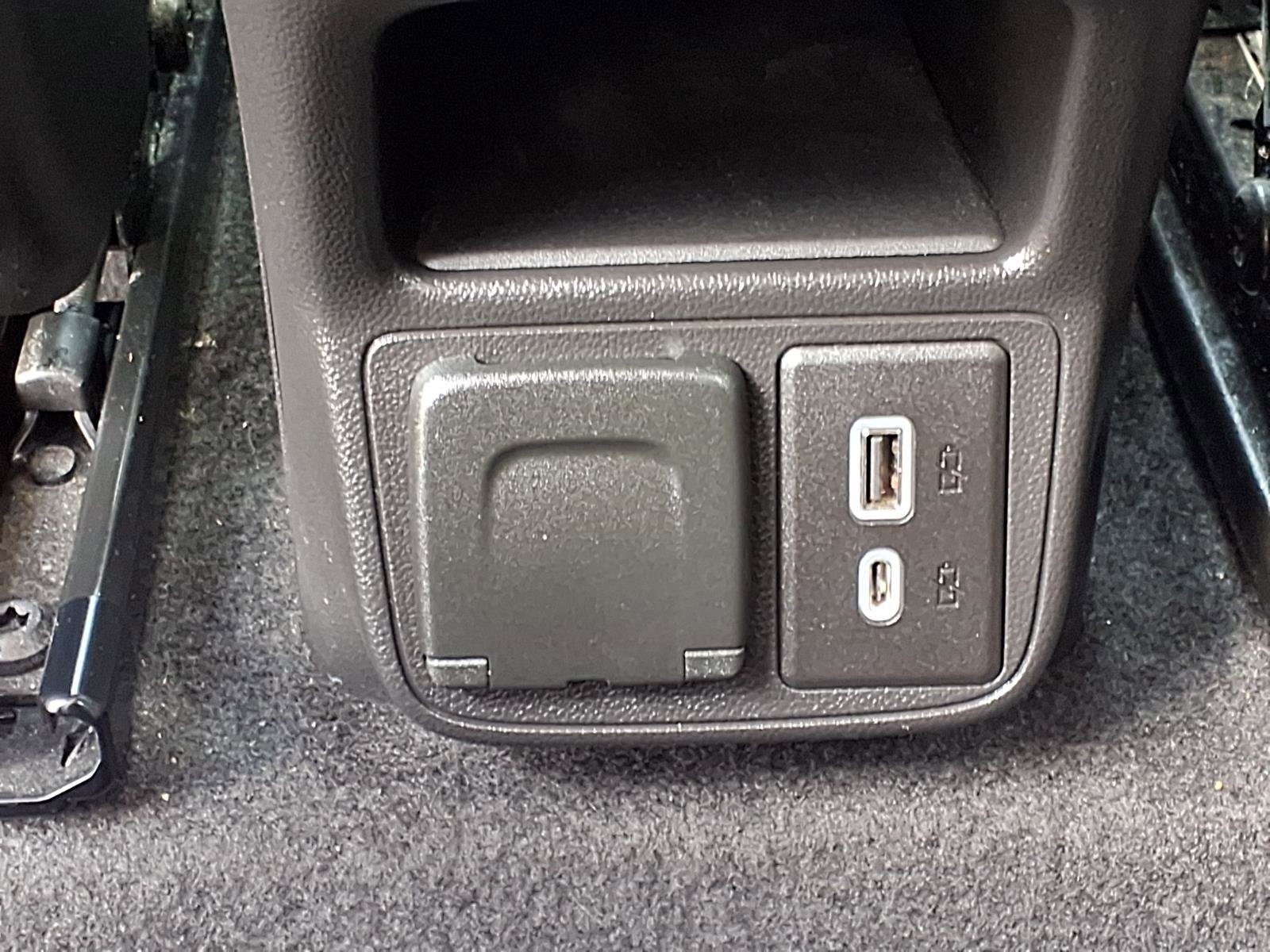 Used 2021 Chevrolet TrailBlazer LT w/ Convenience Package FWD image 16