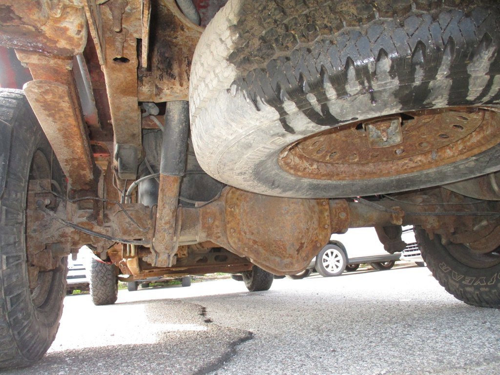 Used 2009 Chevrolet Silverado 2500 W/T AWD/4WD image 16