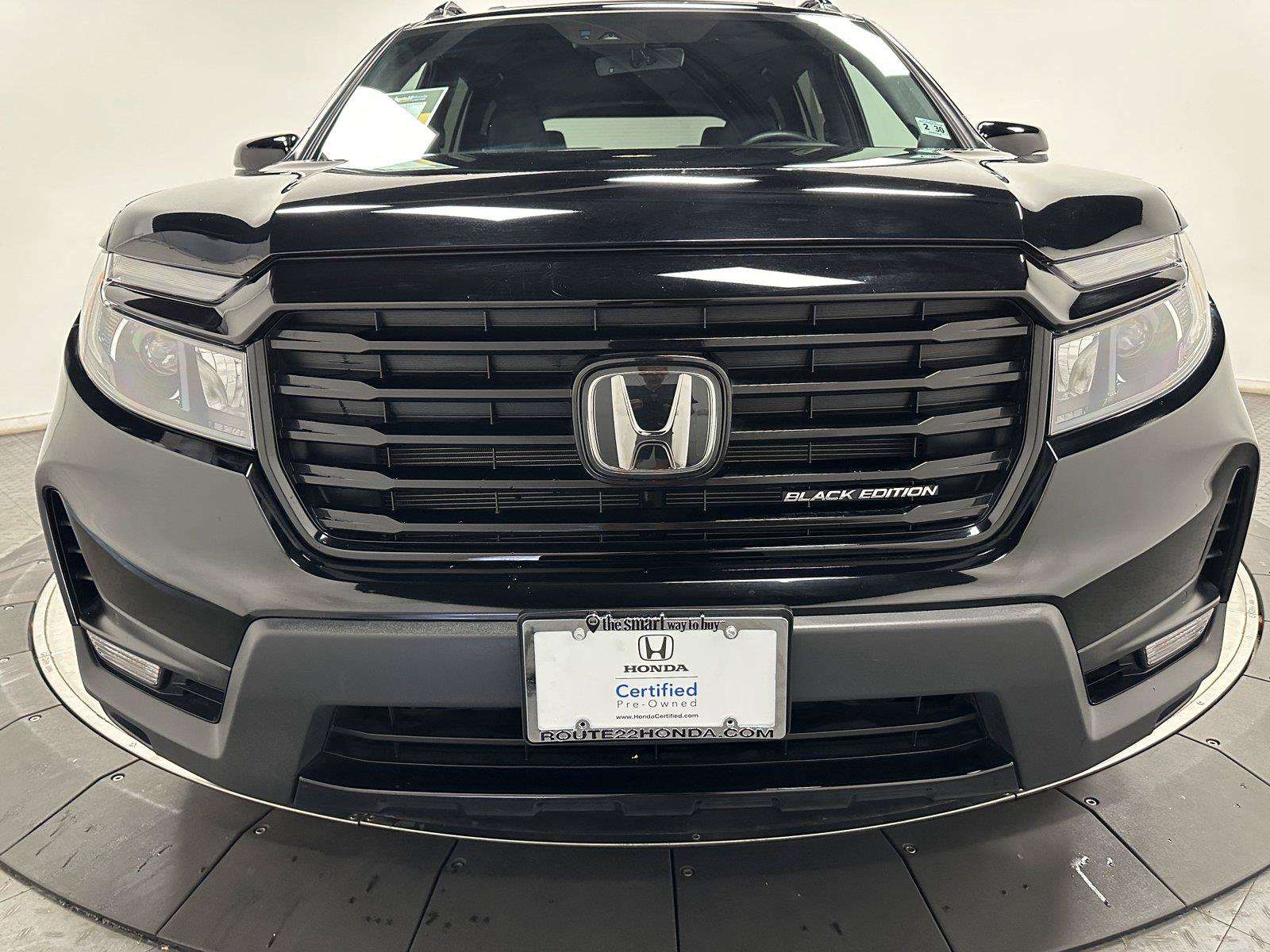 Certified 2025 Honda Passport Black Edition image 5