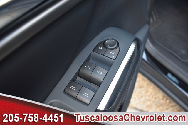 New 2027 Chevrolet Traverse LT FWD image 15