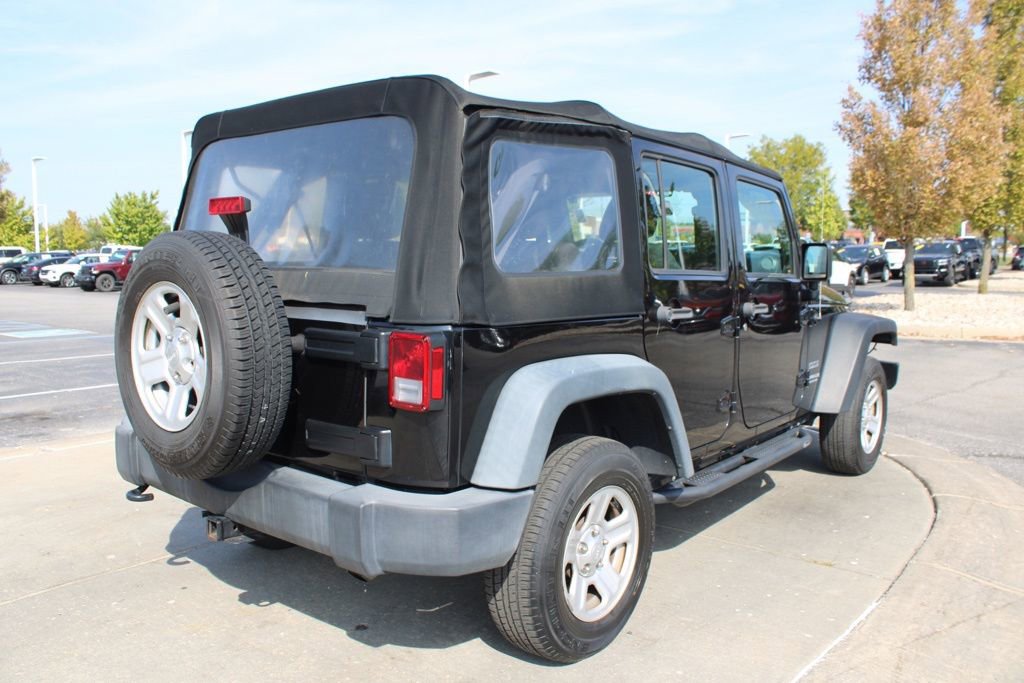 Used 2016 Jeep Wrangler Unlimited Sport w/ Max Tow Package image 7
