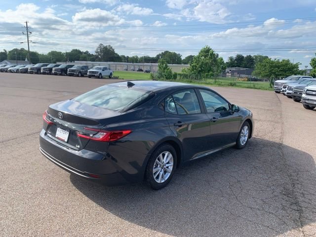 Used 2026 Toyota Camry LE FWD image 7