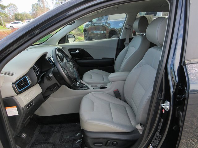 Used 2019 Kia Niro EX image 11