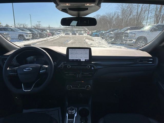 Used 2025 Ford Escape ST-Line w/ Equipment Group 301A image 26
