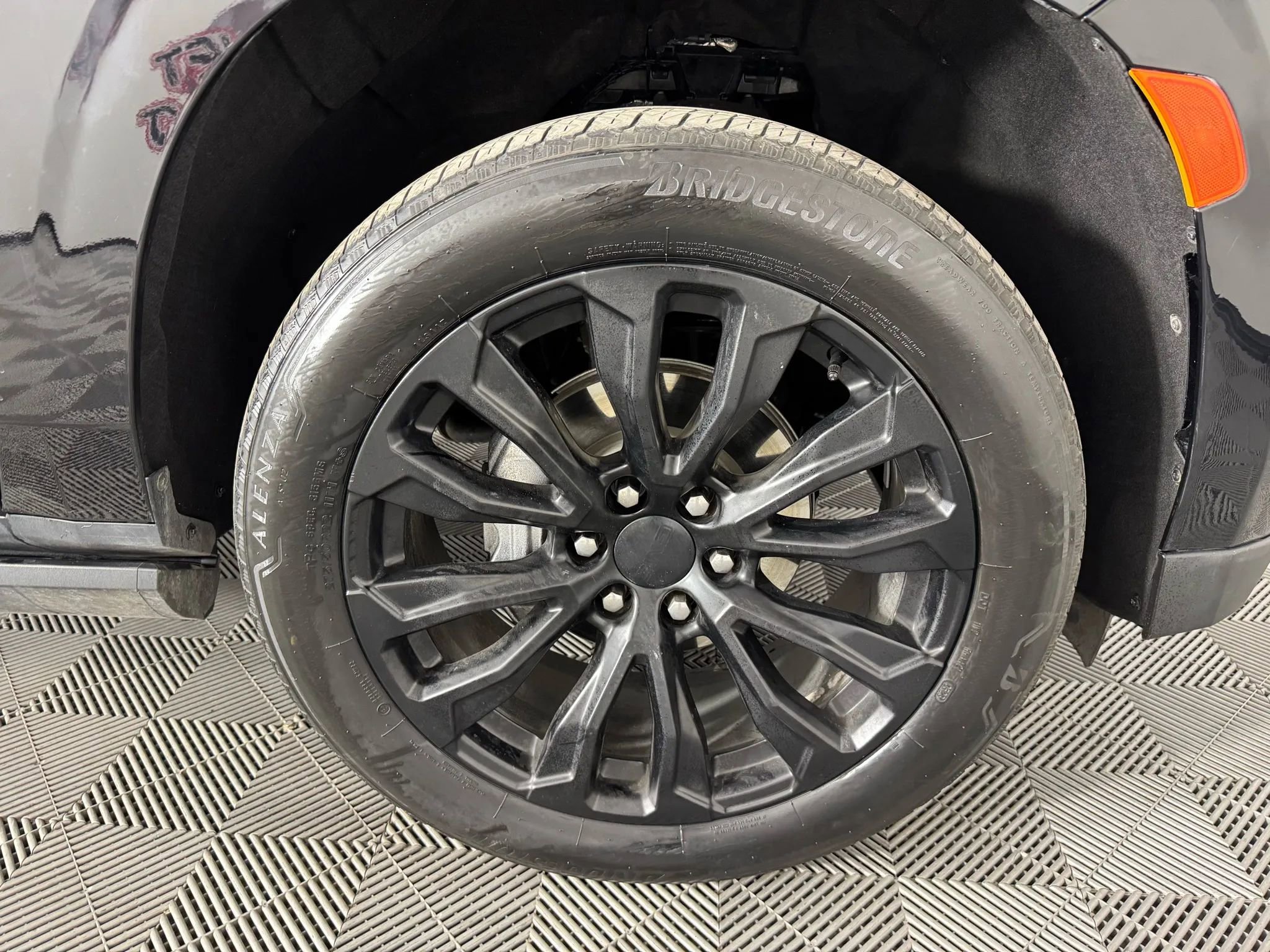 Used 2022 GMC Yukon Denali w/ Advanced Technology Package image 56