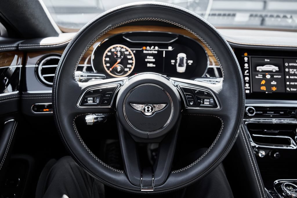 Used 2024 Bentley Flying Spur V8 AWD/4WD image 59