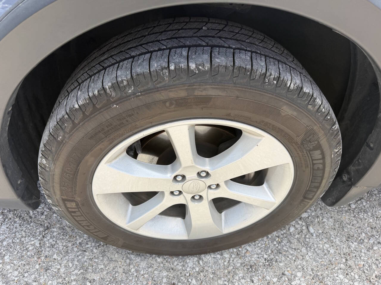Used 2014 Subaru Outback 2.5i Premium AWD/4WD image 9