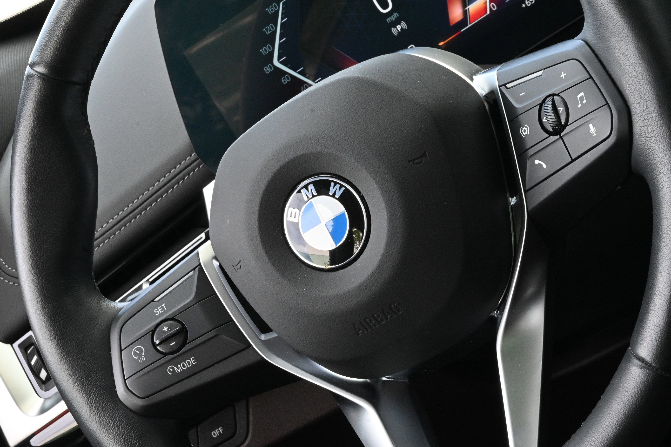 Certified 2025 BMW X1 xDrive28i AWD/4WD image 25
