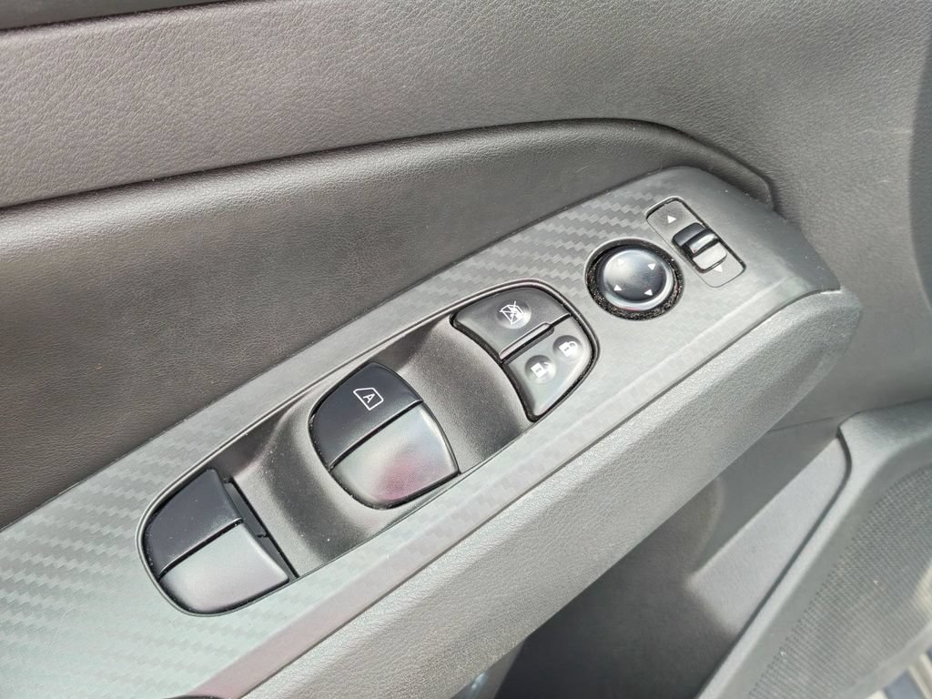 Used 2024 Nissan Altima 2.5 SV FWD image 15