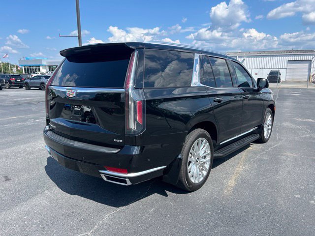 Used 2023 Cadillac Escalade Premium Luxury w/ Performance Package RWD image 4