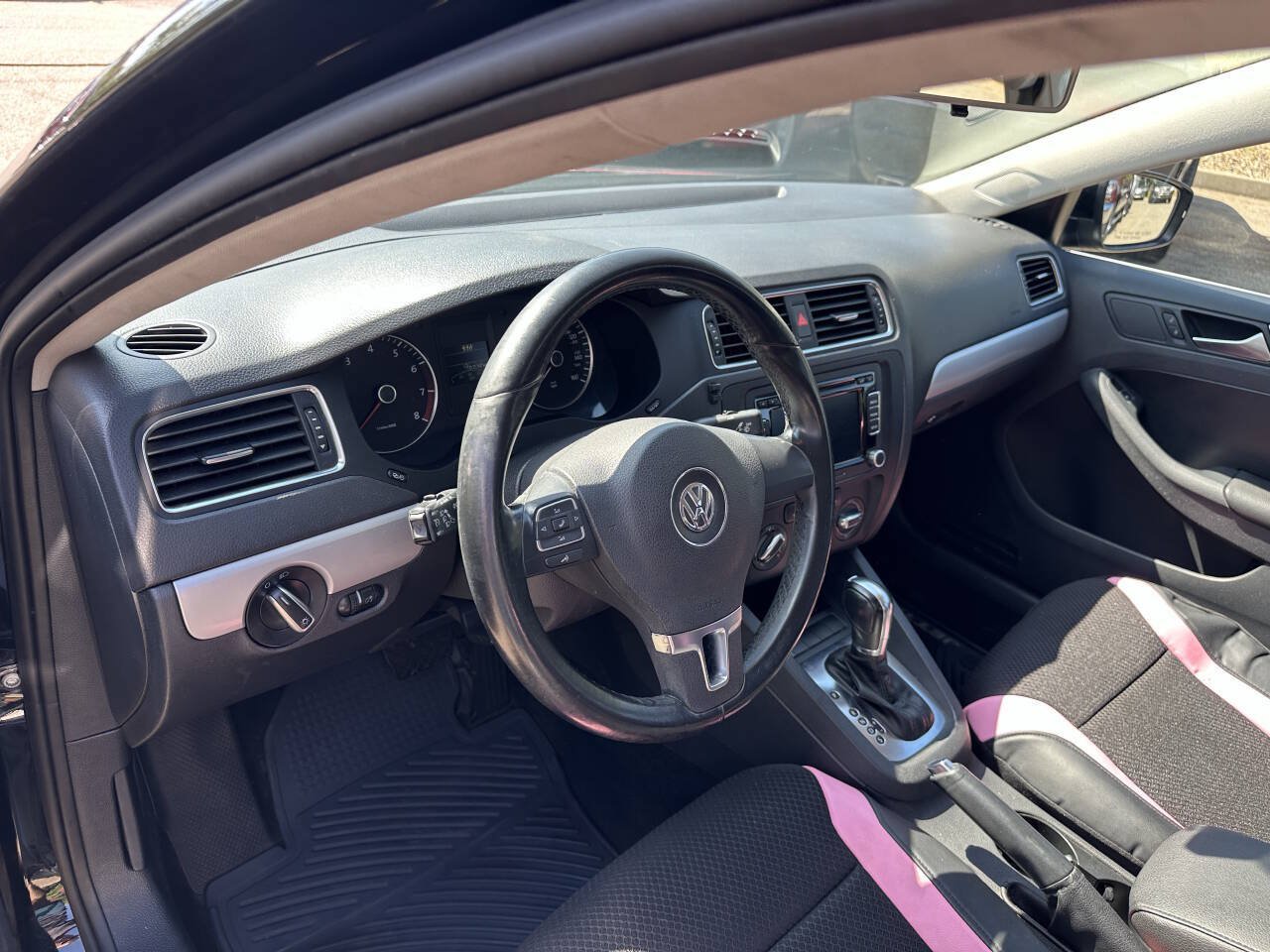 Used 2013 Volkswagen Jetta SE FWD image 14