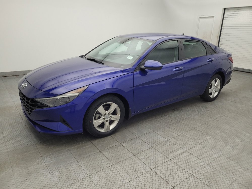 Used 2021 Hyundai Elantra SEL FWD image 2