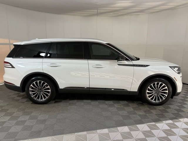 Used 2023 Lincoln Aviator 2WD w/ Premium Package image 8