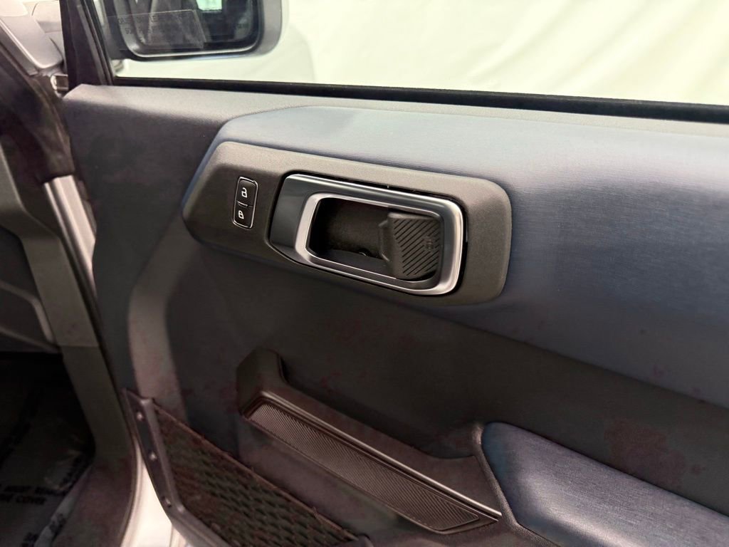 Used 2024 Ford Bronco Outer Banks image 22
