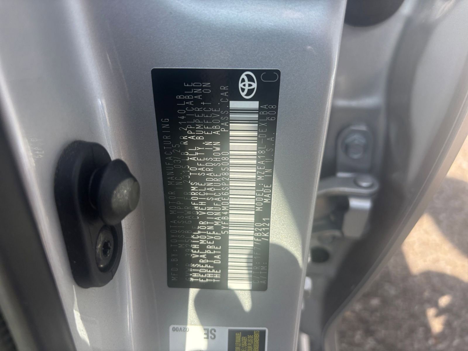 Used 2025 Toyota Corolla LE image 28