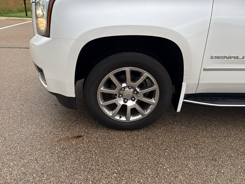 Used 2019 GMC Yukon Denali AWD/4WD image 8