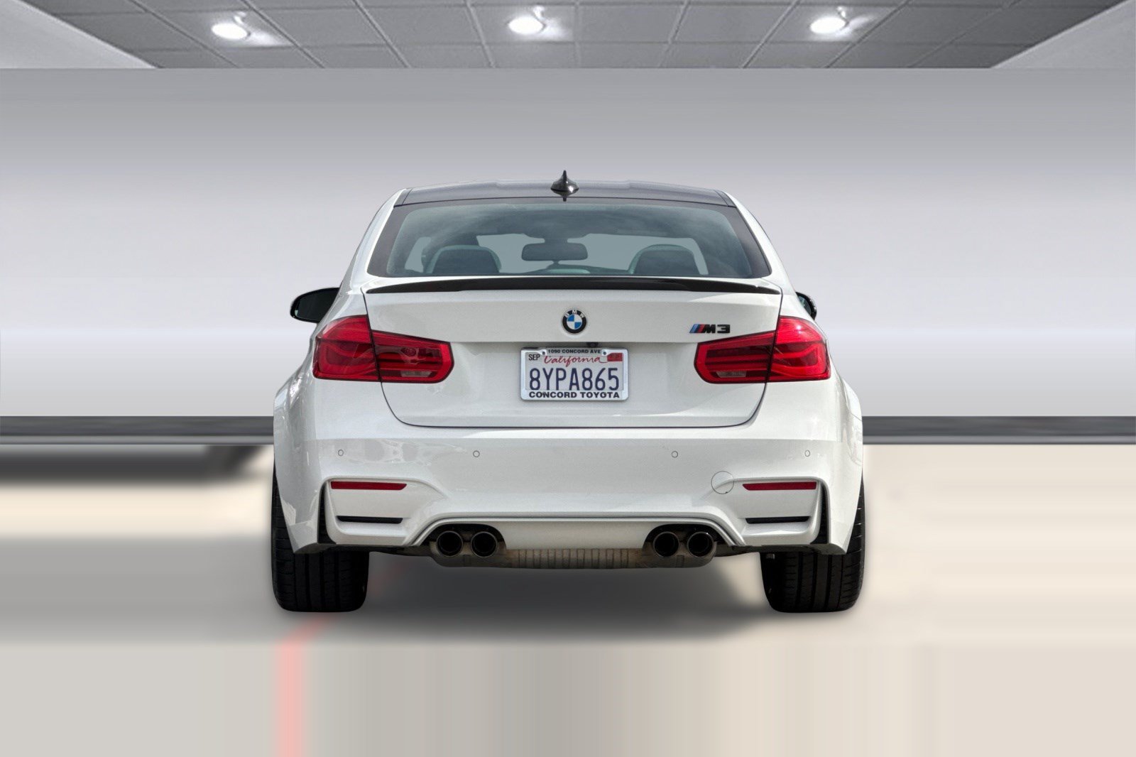 Used 2018 BMW M3 w/ Competition Package RWD image 10