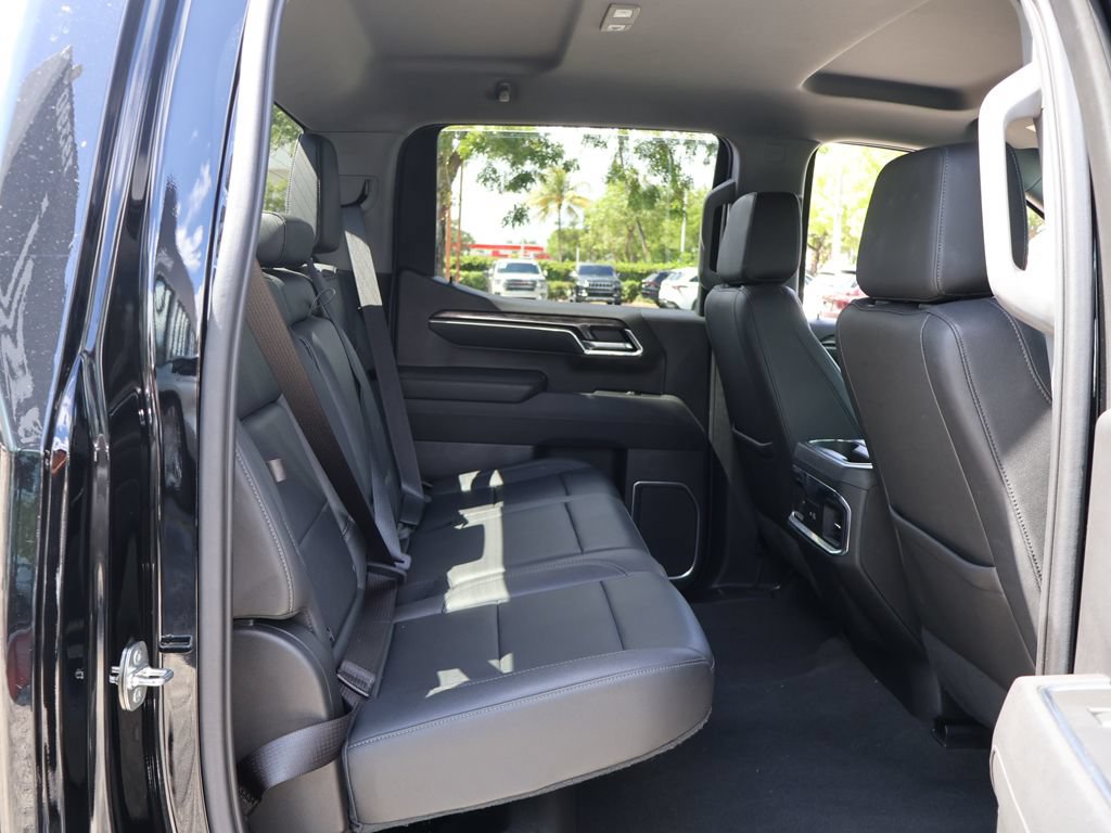 Used 2023 Chevrolet Silverado 1500 LTZ RWD image 33
