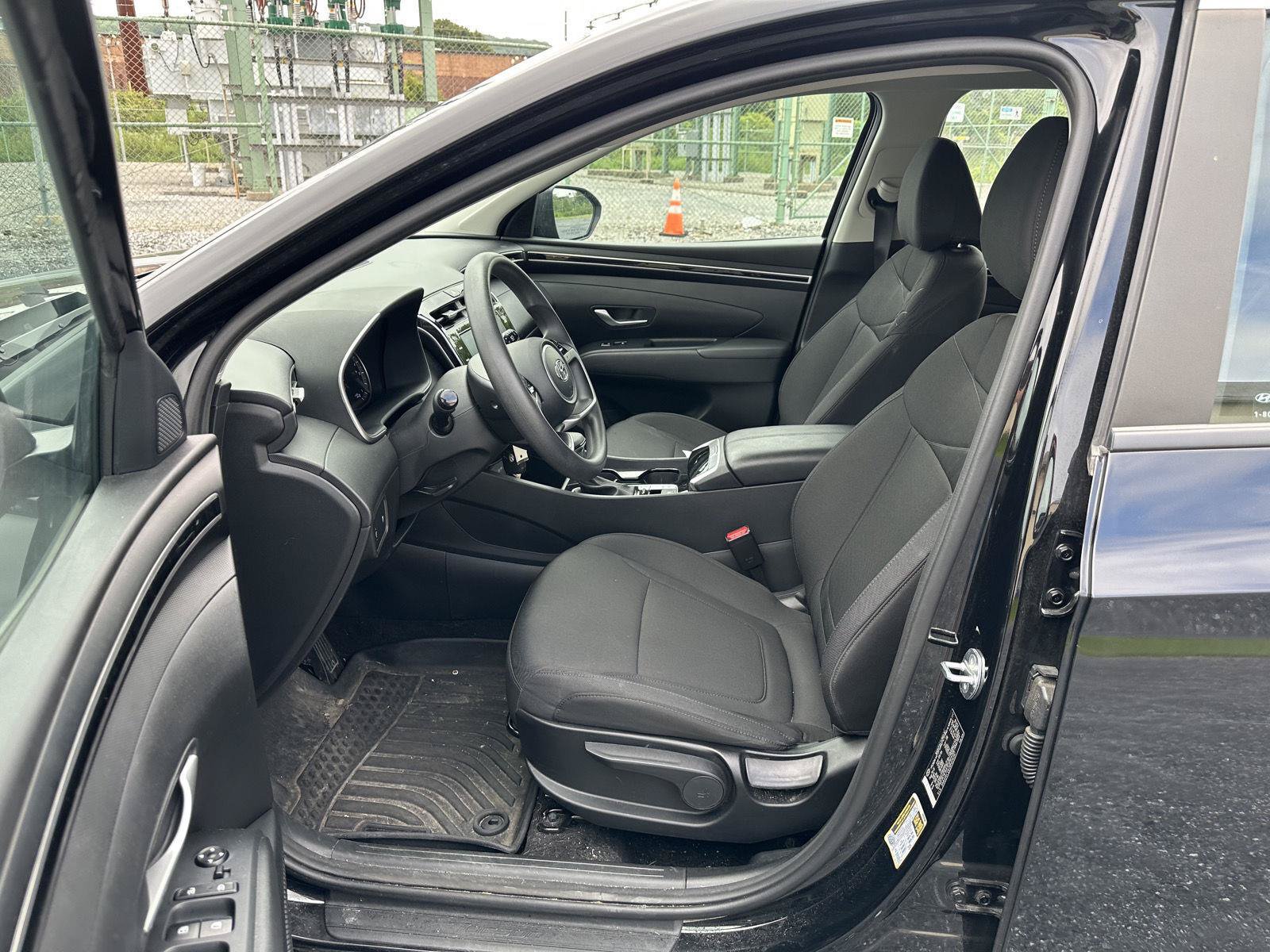 Certified 2024 Hyundai Tucson SE AWD/4WD image 11