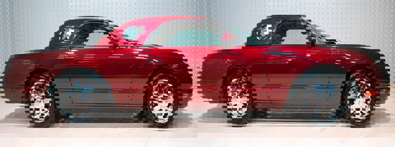 Used 2004 Ford Thunderbird Deluxe image 9