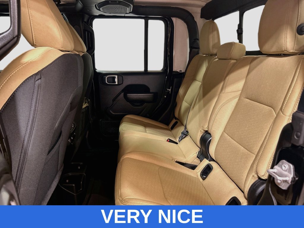 Used 2023 Jeep Gladiator Sport AWD/4WD image 20