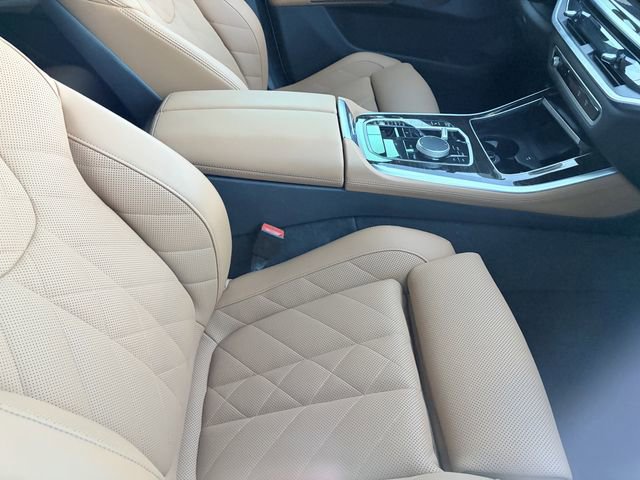 Used 2025 BMW X5 xDrive40i w/ Premium Package AWD/4WD image 5