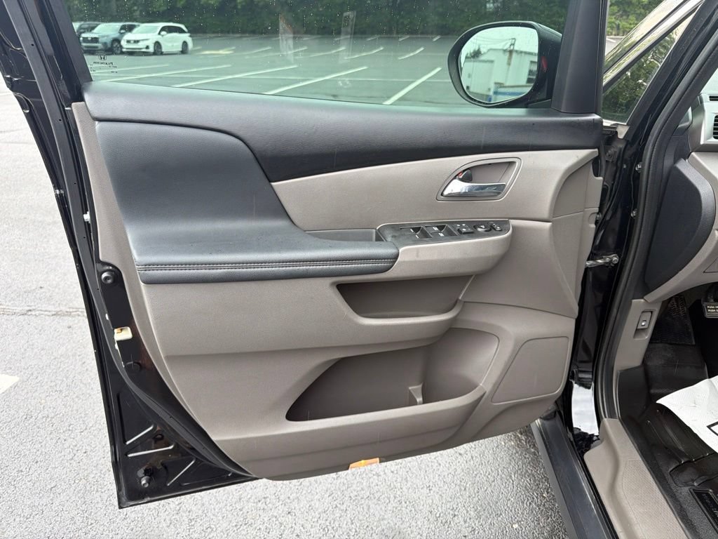 Used 2017 Honda Odyssey EX-L image 18