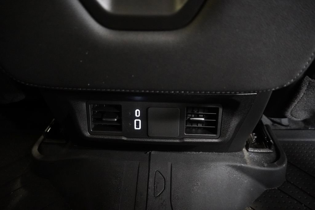 Used 2026 Chevrolet Silverado 2500 Custom w/ Custom Convenience Package image 30