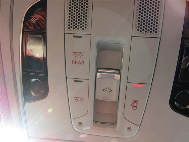 Used 2014 Audi A8 3.0T w/ Premium Package image 29