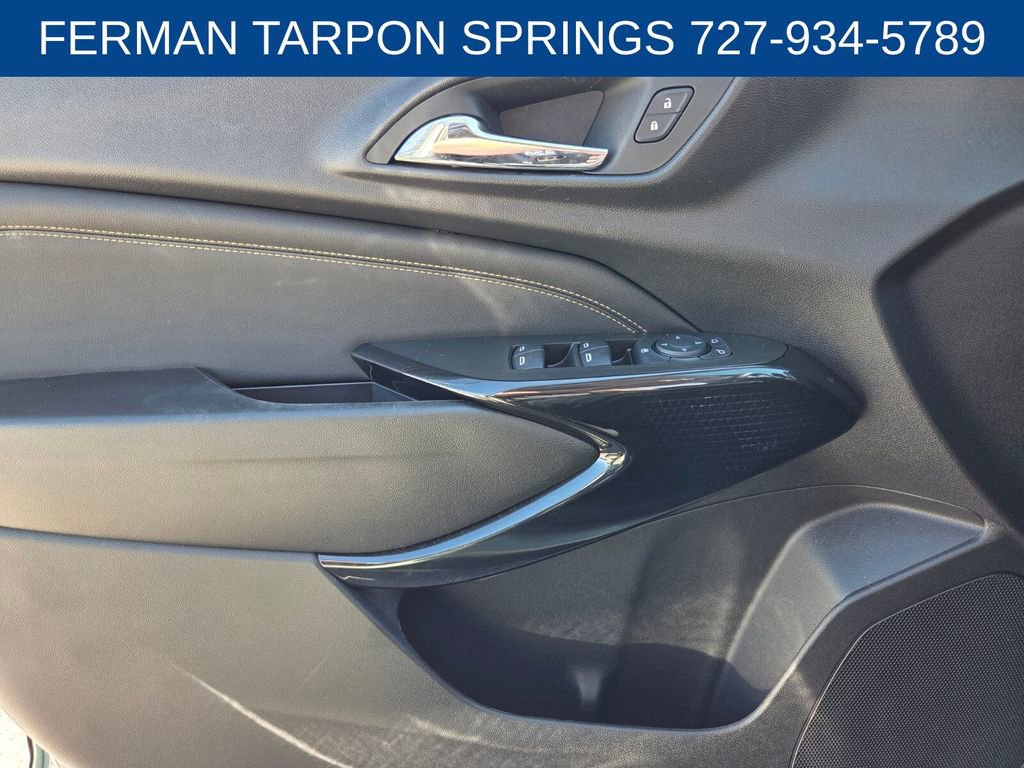 Used 2025 Chevrolet Trax ACTIV w/ Driver Confidence Package image 24