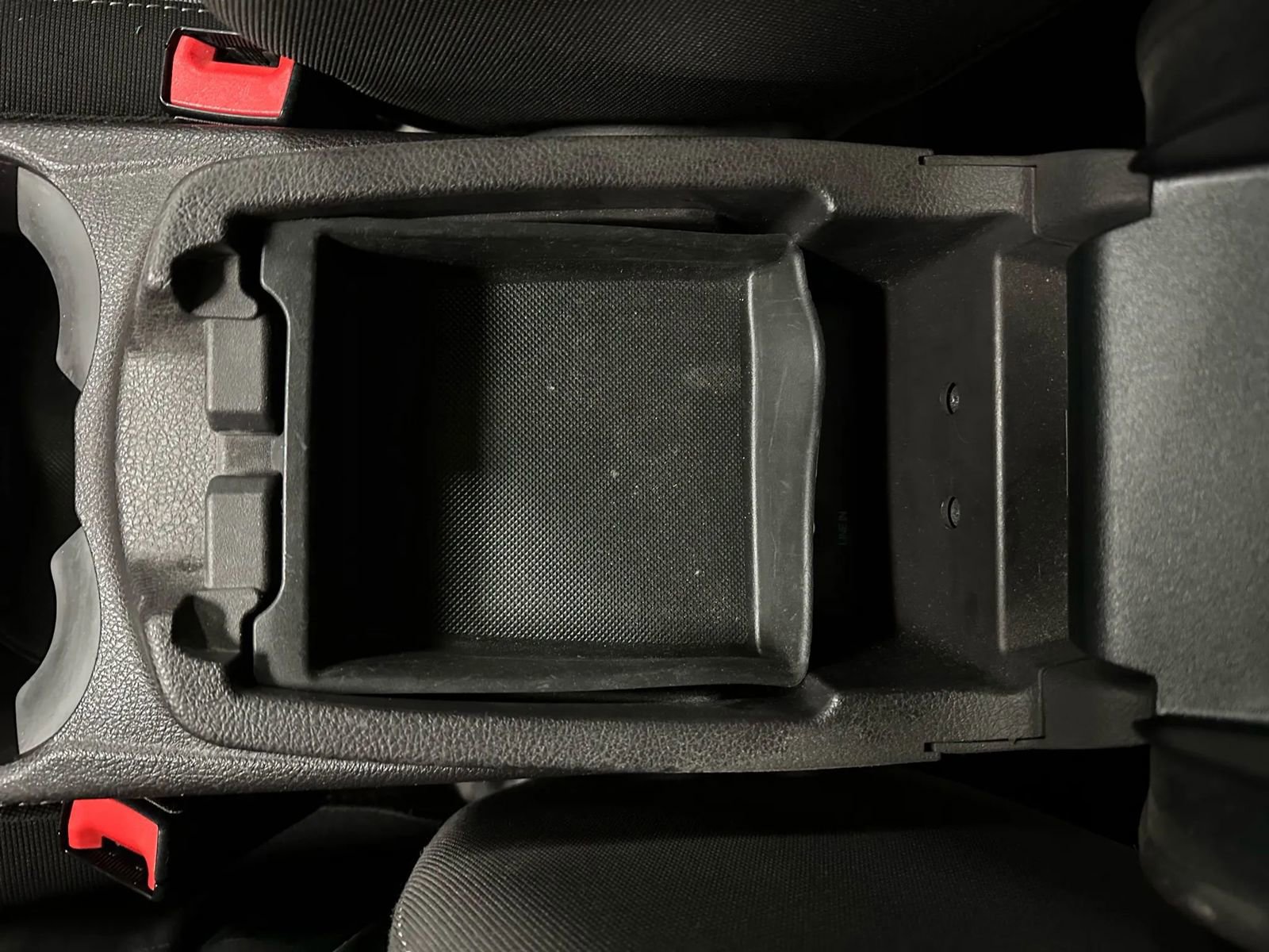 Used 2014 Ford Focus SE w/ SE Sport Package image 31