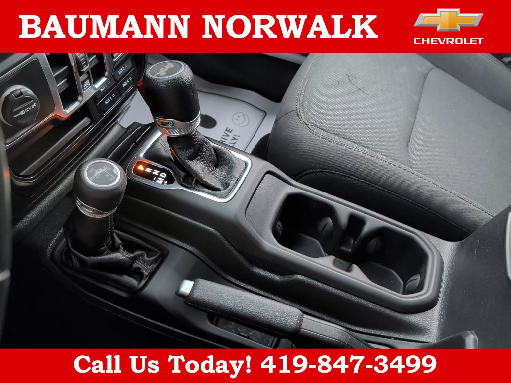 Used 2022 Jeep Wrangler Unlimited Sport AWD/4WD image 32